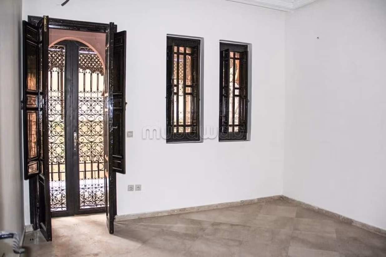 LOCATION Villa 5 chambres 300 m2 Masmoudi Targa