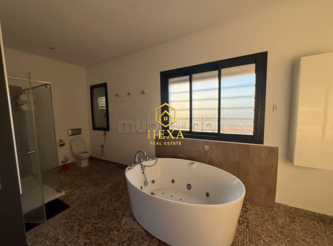 Villa S4 avec piscine à Gammarth