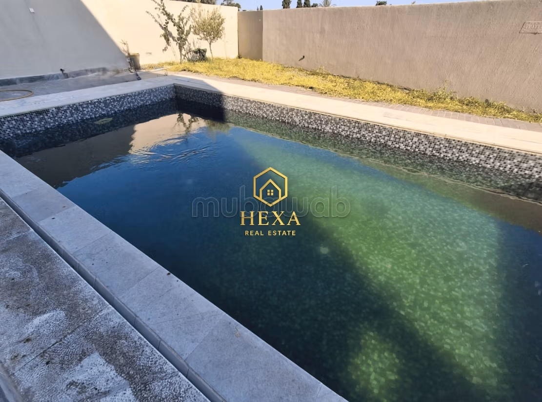Villa S4 avec piscine à Gammarth