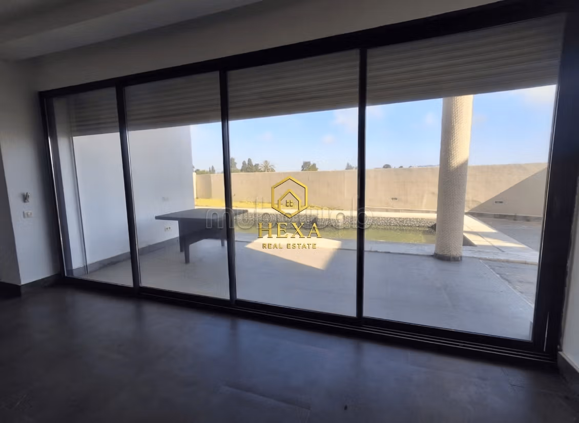 Villa S4 avec piscine à Gammarth