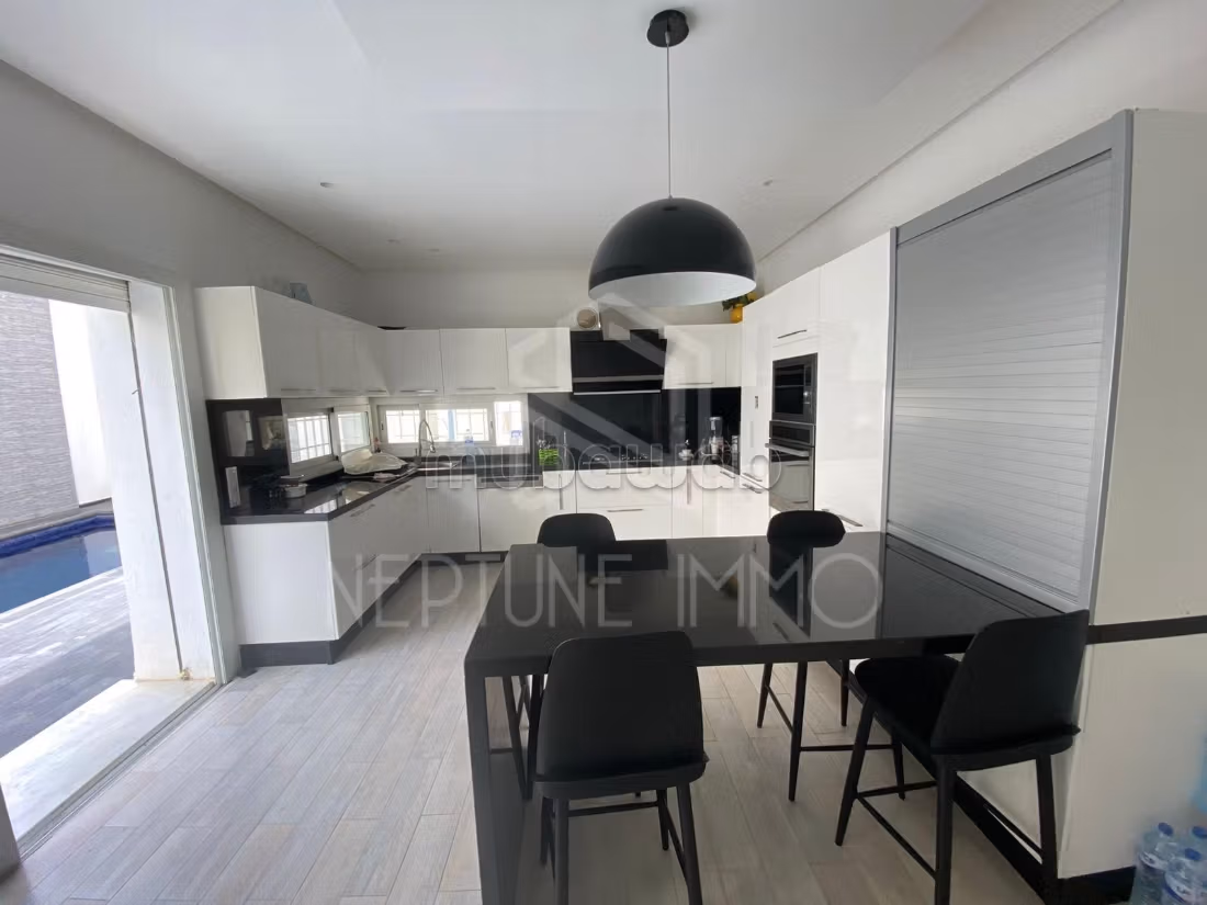 Brand new S5 villa with pool