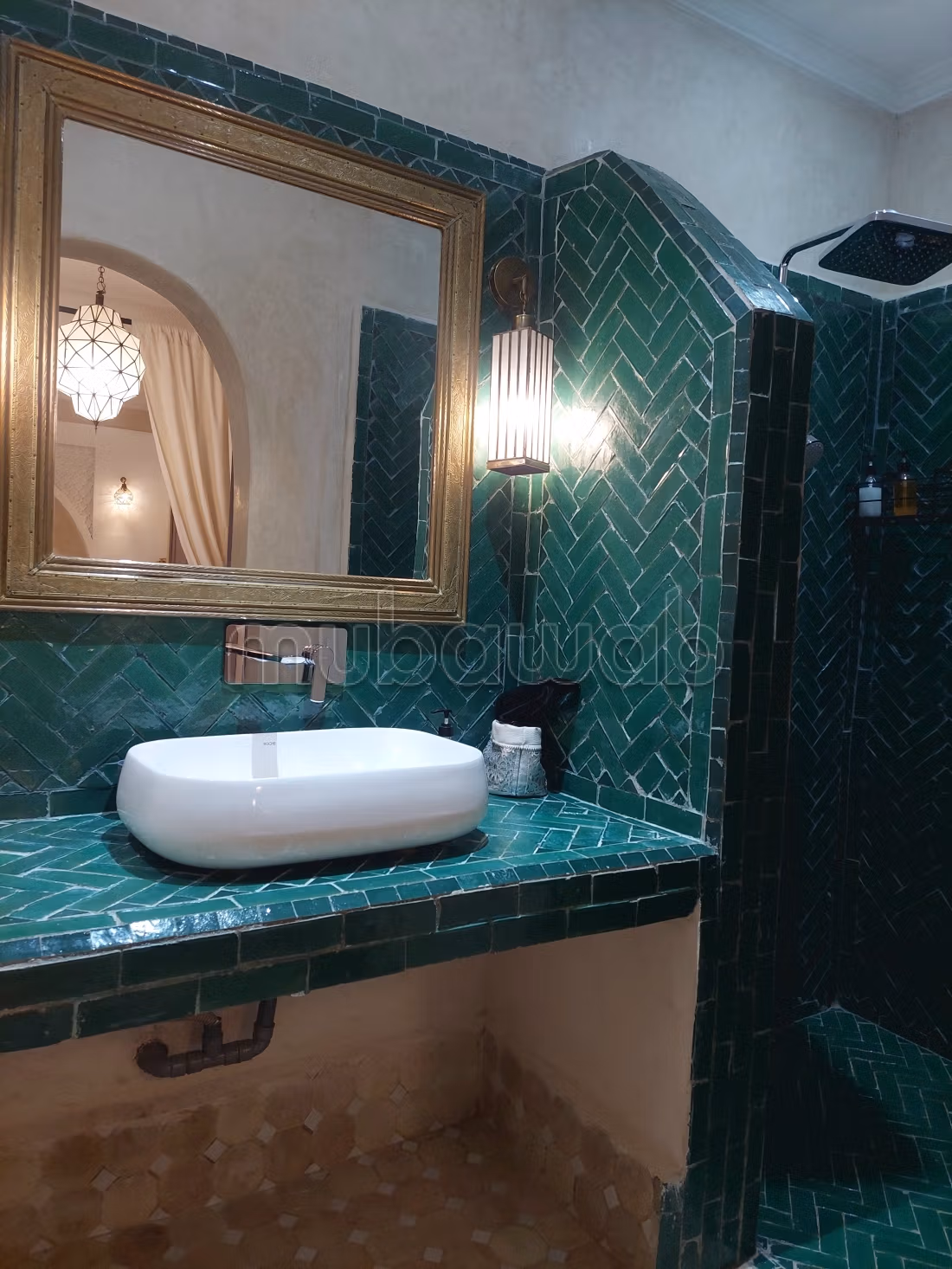 Venta de riad en Zaouia Sidi Ghalem. Superficie 176 m². Gran piscina