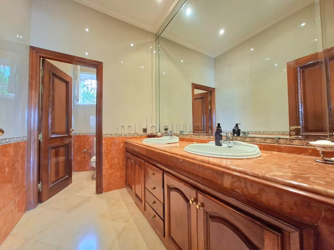 Exceptional Villa with Panoramic Ocean View