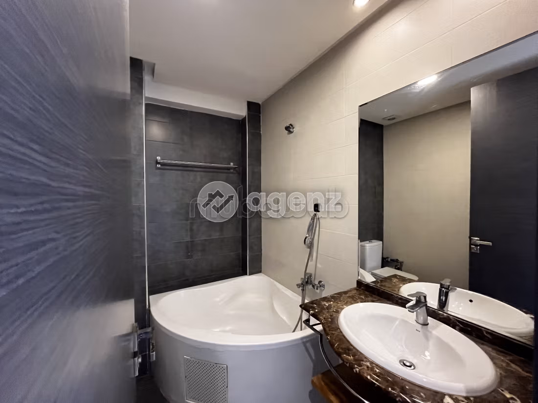 Appartement 103 m² f La Gironde — 18
