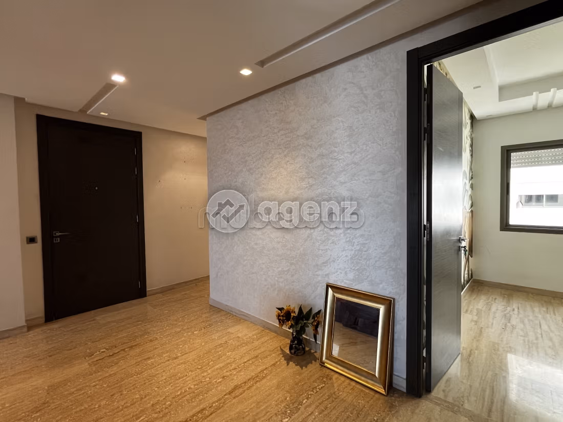 Appartement à vendre 103 m², 3 chambres La Gironde Casablanca — 5