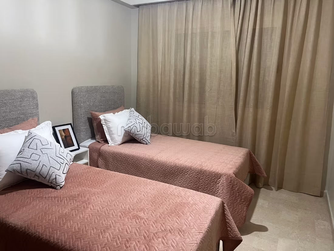 Location bel appartement Meublée 3 chambres 
Gueliz — 4