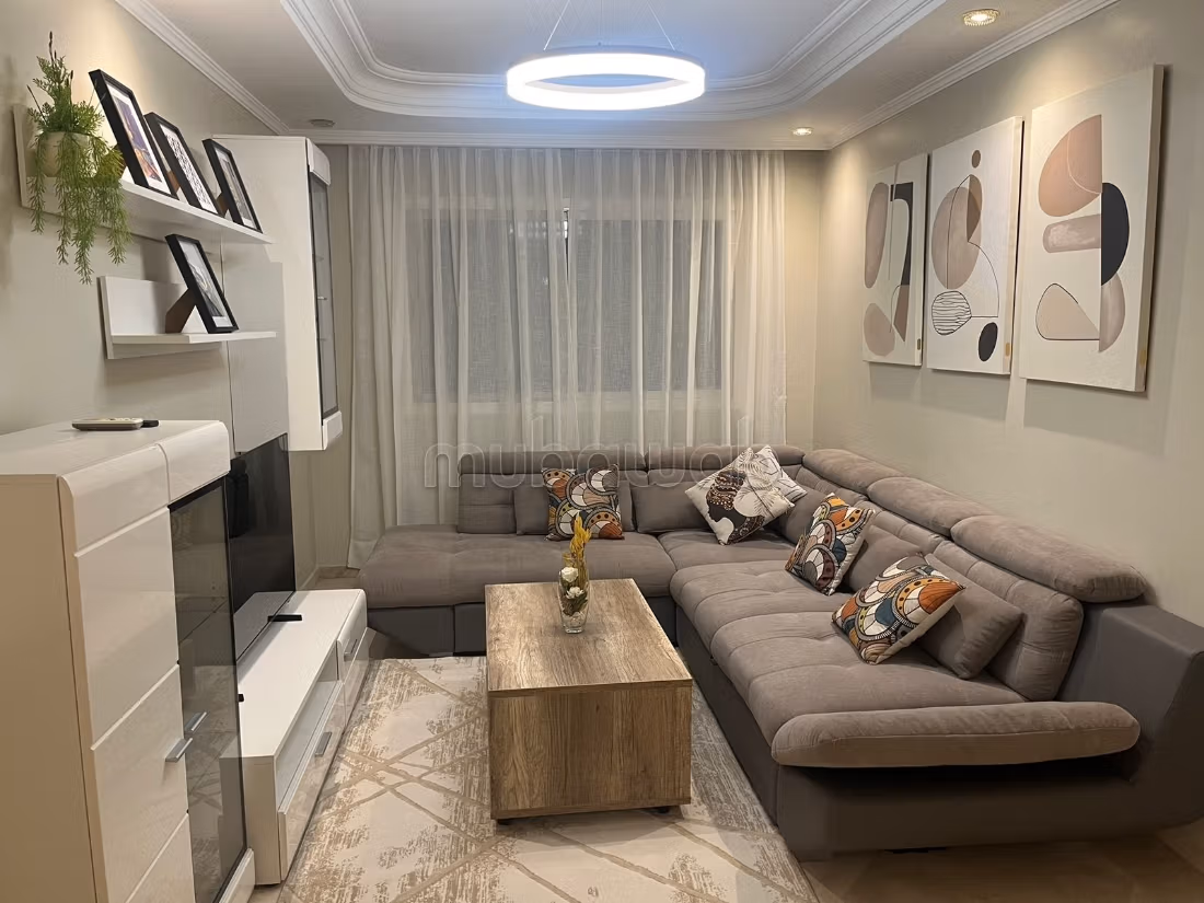 Location bel appartement Meublée 3 chambres 
Gueliz — 3