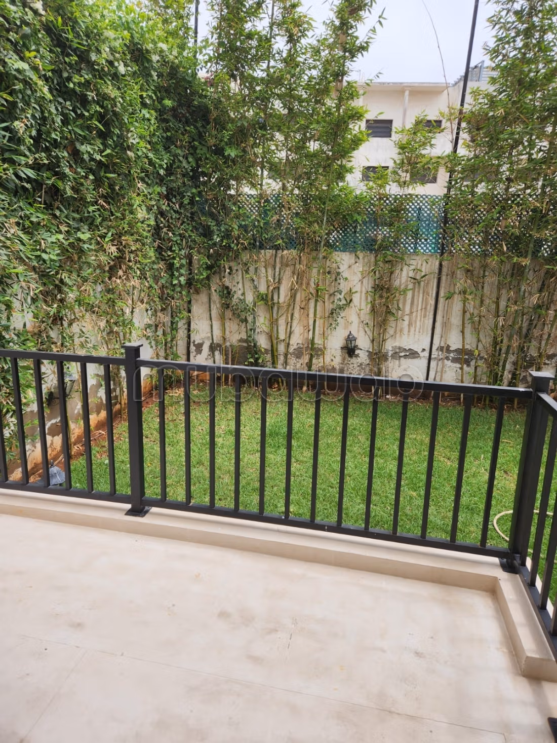 Villa ala location a ain Diab 
19500dh