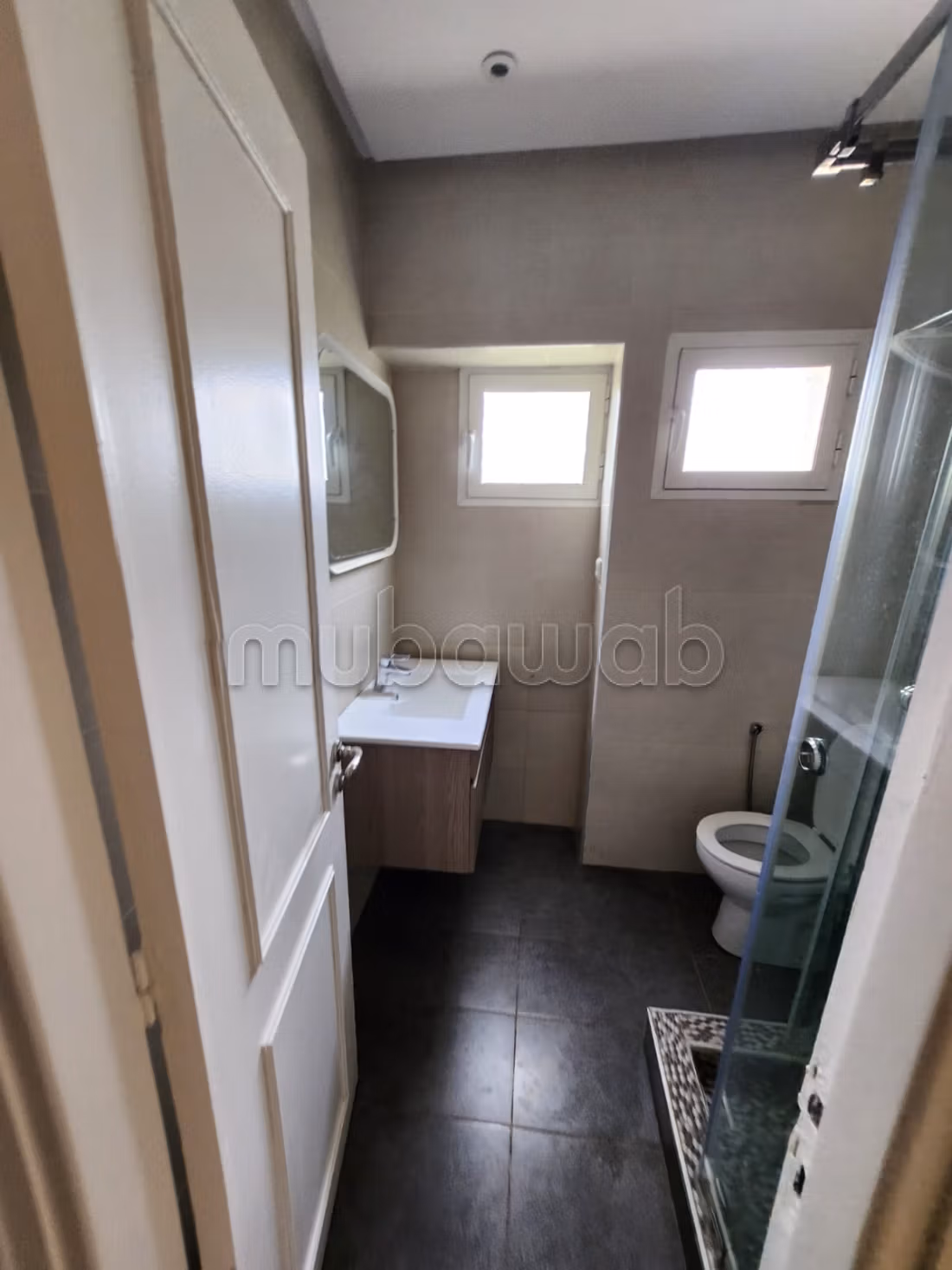 Villa ala location a ain Diab 
19500dh