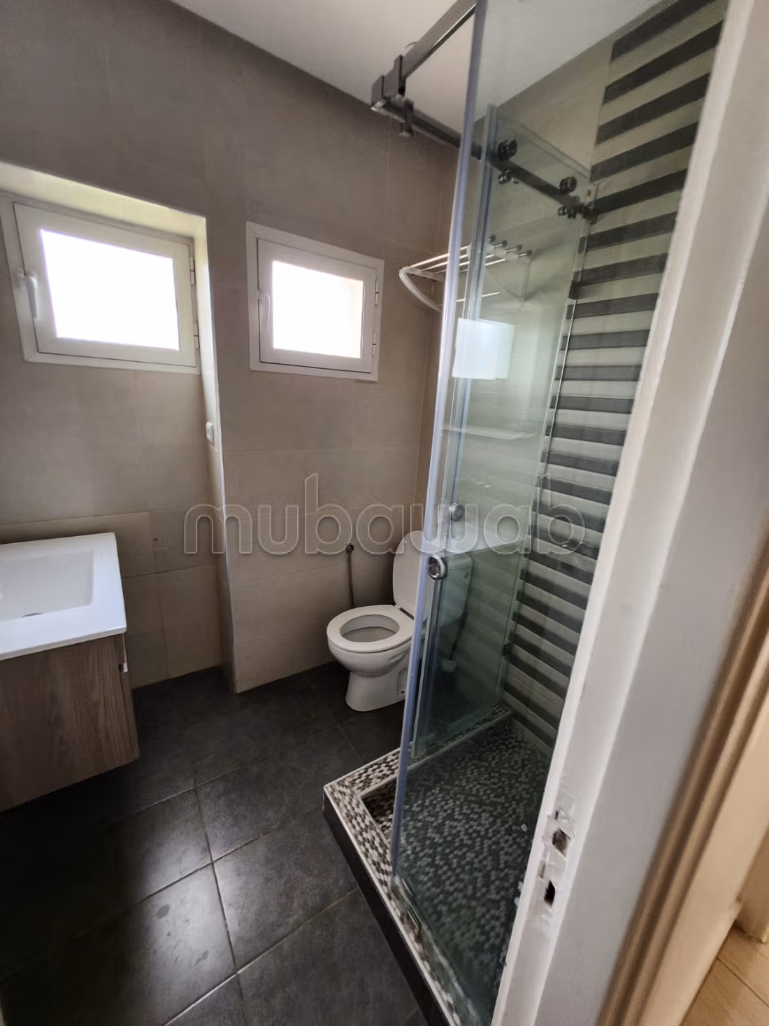 Villa ala location a ain Diab 
19500dh