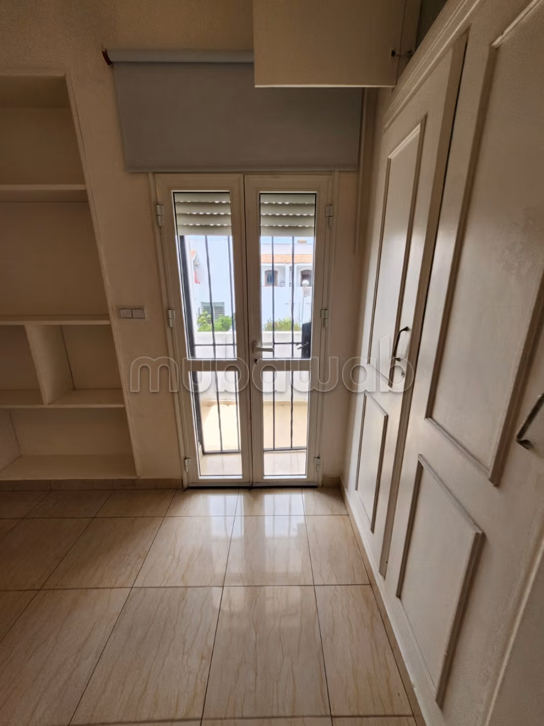 Villa ala location a ain Diab 
19500dh