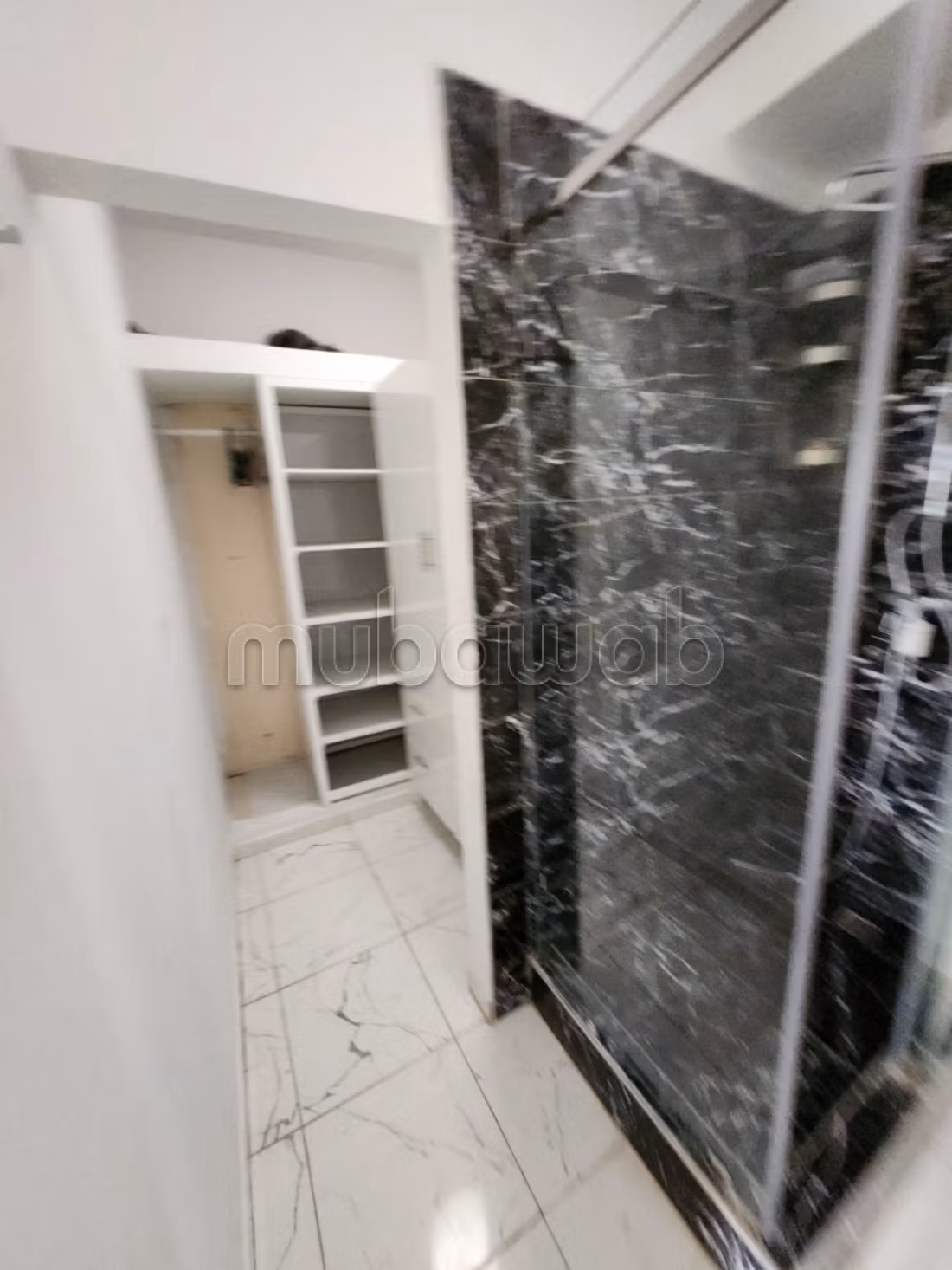 Villa ala location a ain Diab 
19500dh