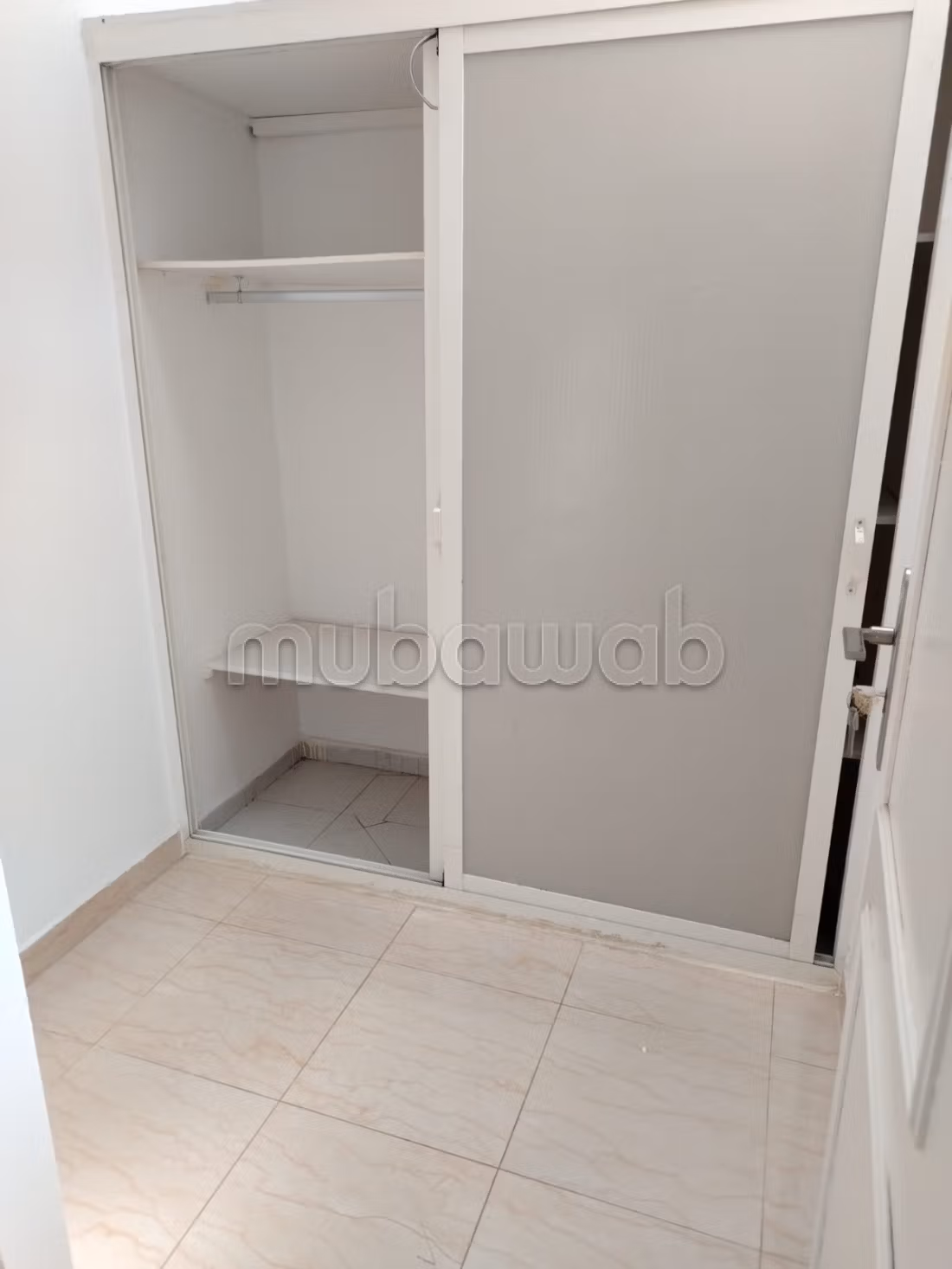 Villa ala location a ain Diab 
19500dh