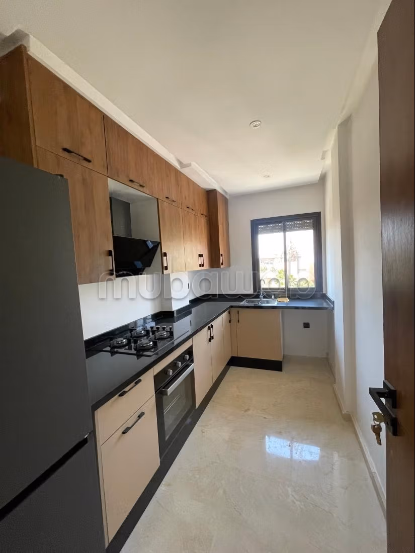 Appartamento di 90 m² arredato, confortevole e luminoso – Affitto a lungo termine arredato
