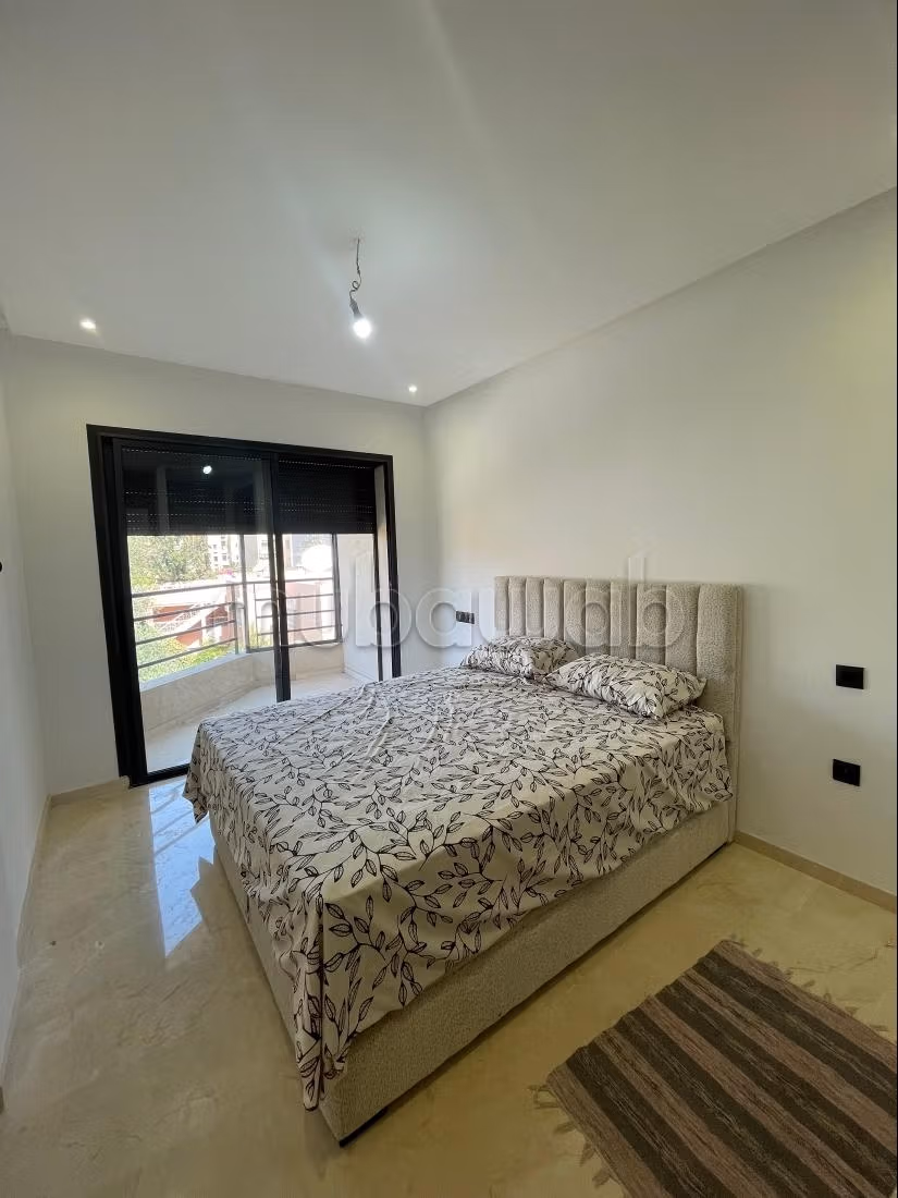 Appartamento di 90 m² arredato, confortevole e luminoso – Affitto a lungo termine arredato