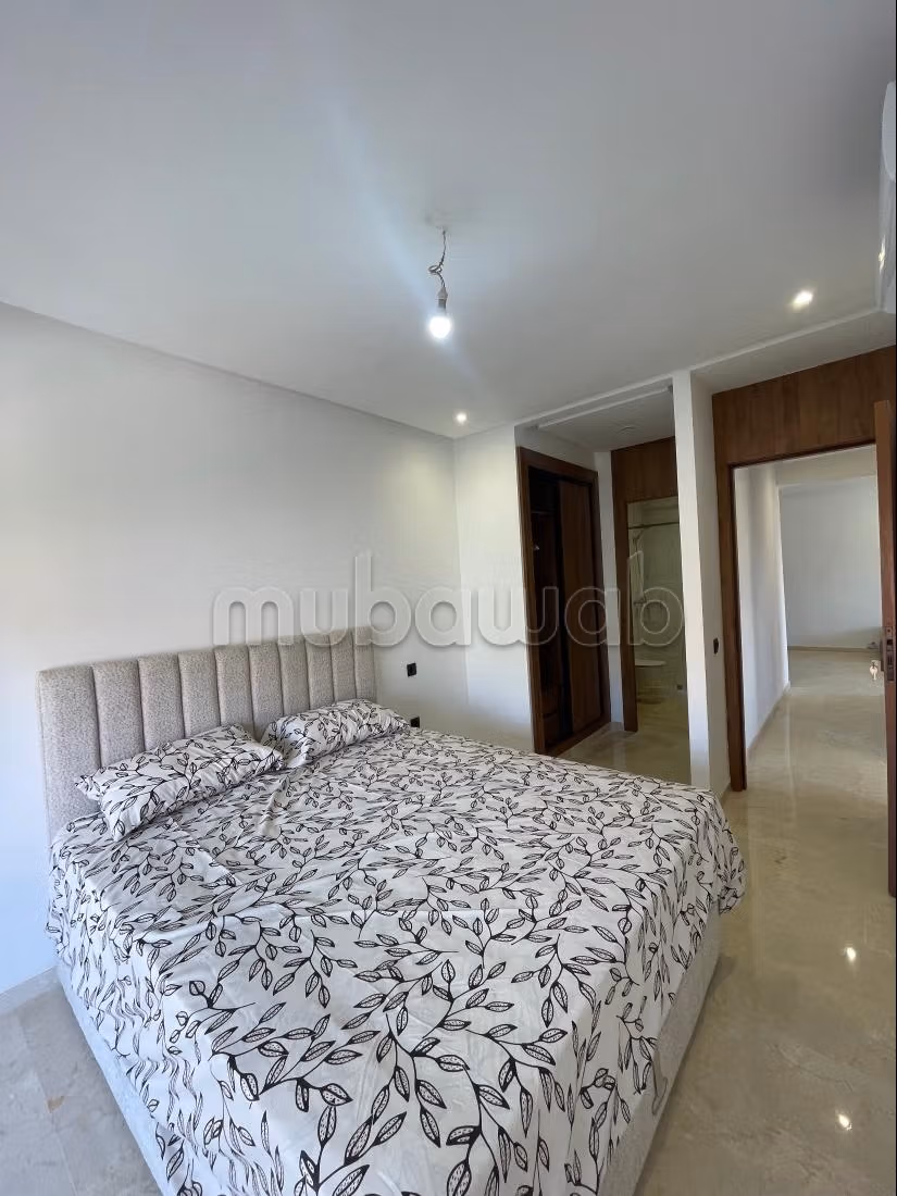 Appartamento di 90 m² arredato, confortevole e luminoso – Affitto a lungo termine arredato