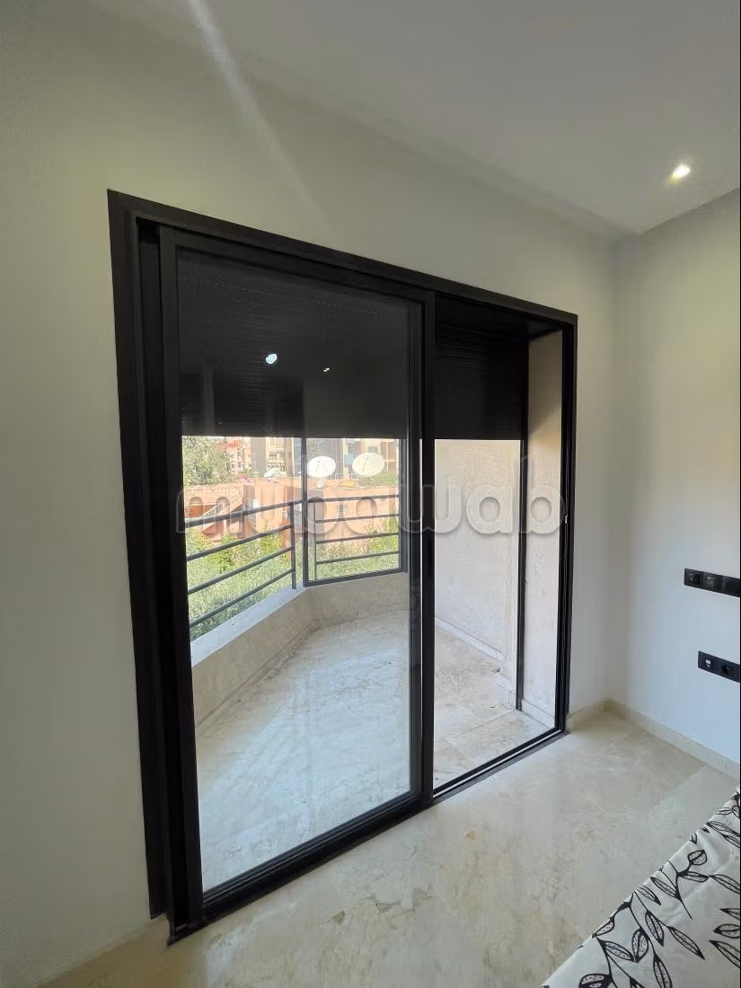 Appartamento di 90 m² arredato, confortevole e luminoso – Affitto a lungo termine arredato