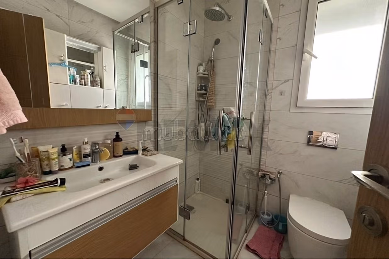 Appartamento Moderno di Lusso a La Soukra,