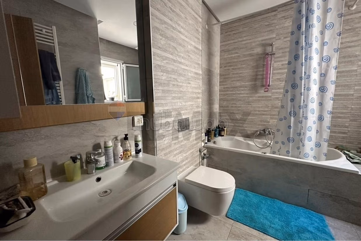 Appartamento Moderno di Lusso a La Soukra,