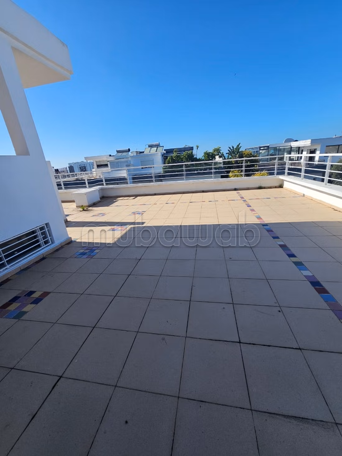 Villa for rent in Ain Diab for 35000 dirhams