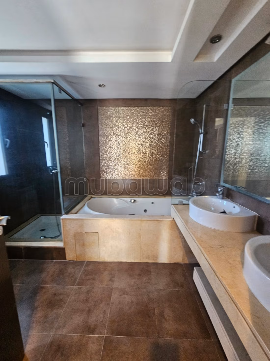 Villa for rent in Ain Diab for 35000 dirhams