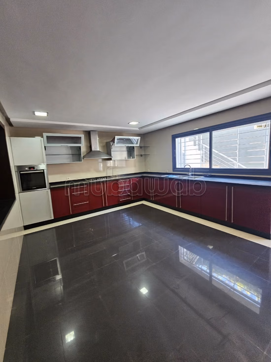 Villa for rent in Ain Diab for 35000 dirhams