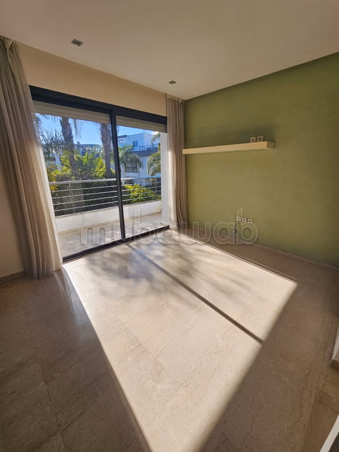 Villa for rent in Ain Diab for 35000 dirhams