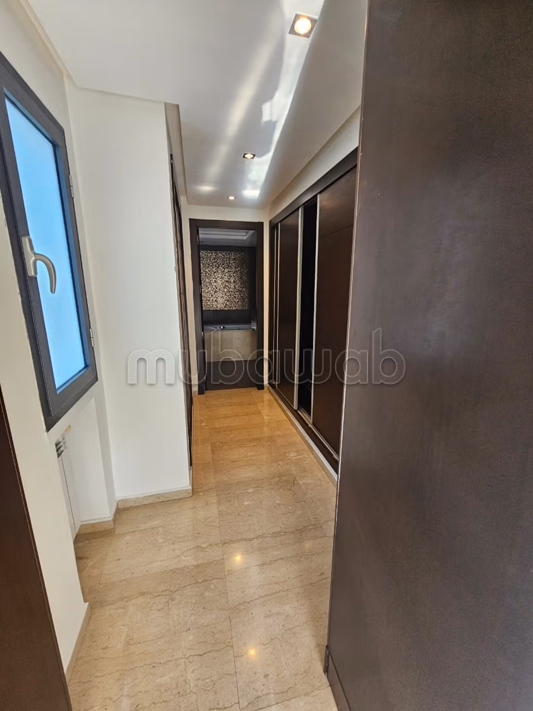 Villa for rent in Ain Diab for 35000 dirhams