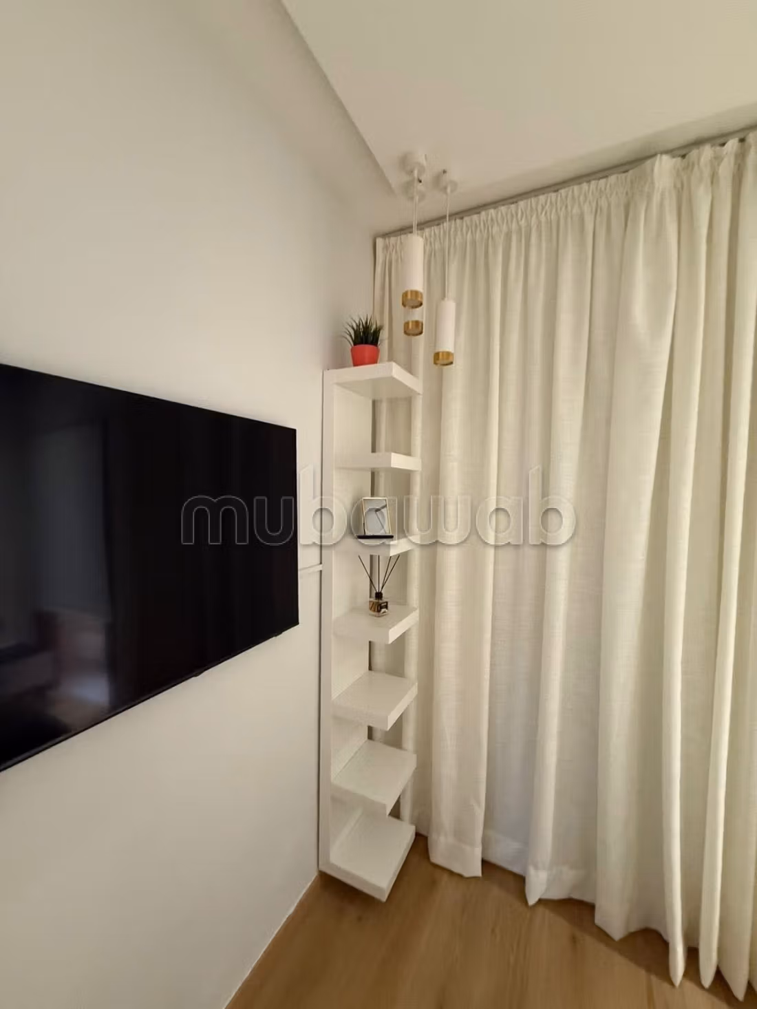 Superbo Appartamento Arredato Con Terrazza
