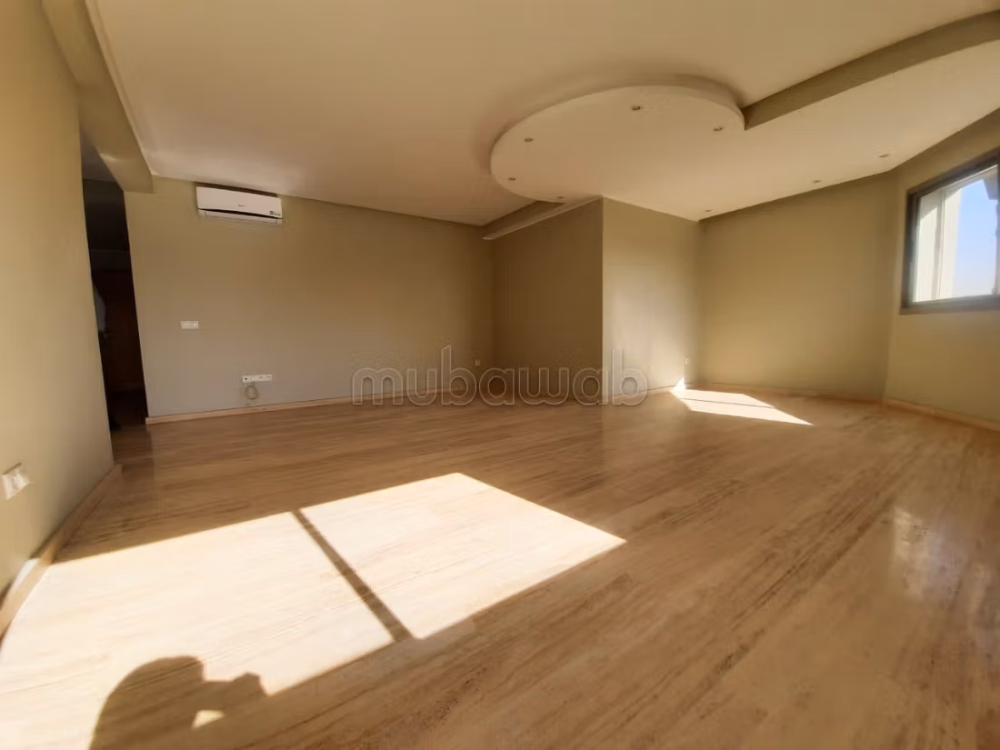 DUPLEXE DE LUXE A LOUER 200 M2 à Ferme Bretonne