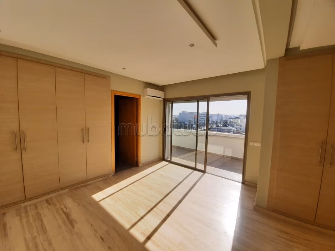 DUPLEXE DE LUXE A LOUER 200 M2 à Ferme Bretonne — 2