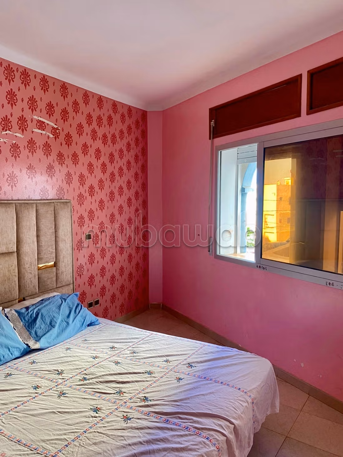 Ruim appartement te huur in de stad Mdiq – Dichtbij de zee