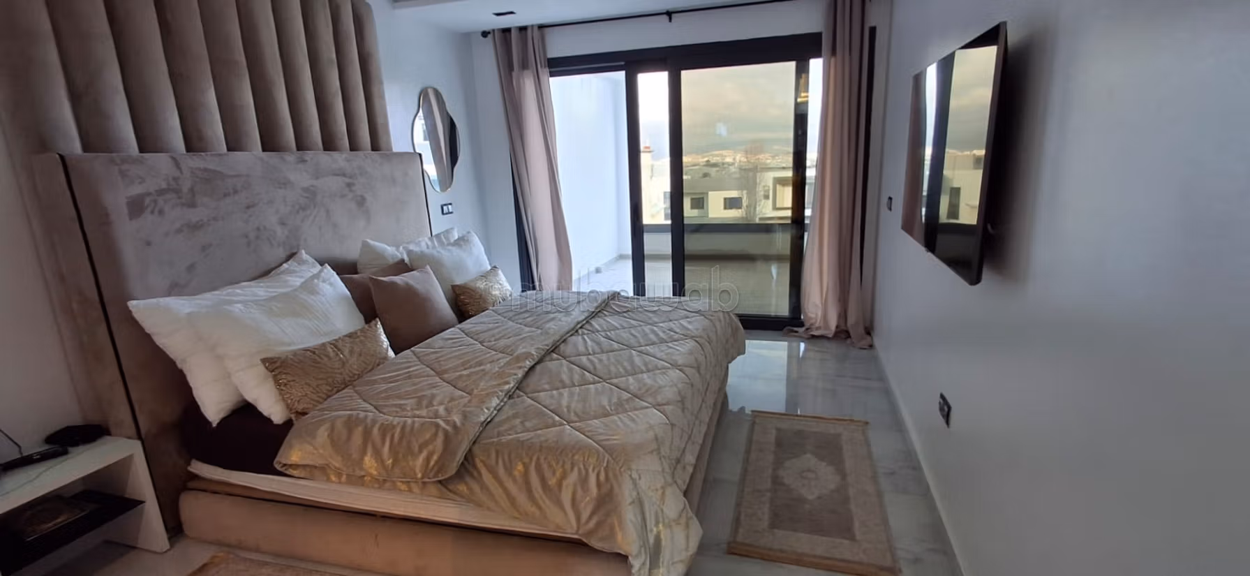 Bella villa con piscina in vendita
