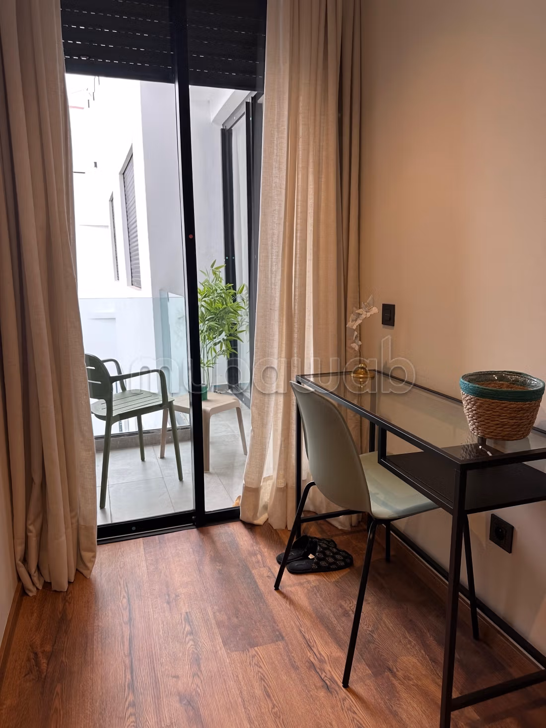 Bel monolocale arredato nel quartiere Palmier in affitto