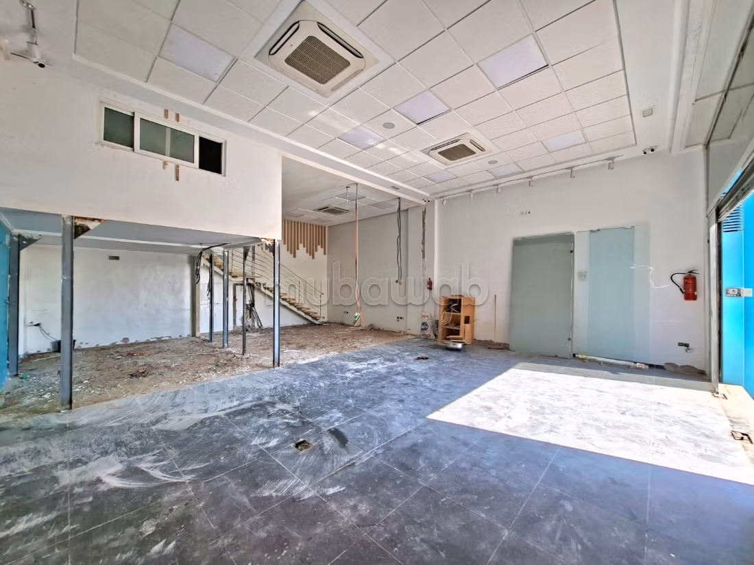Mandarona – local comercial de 99 m² a la venta