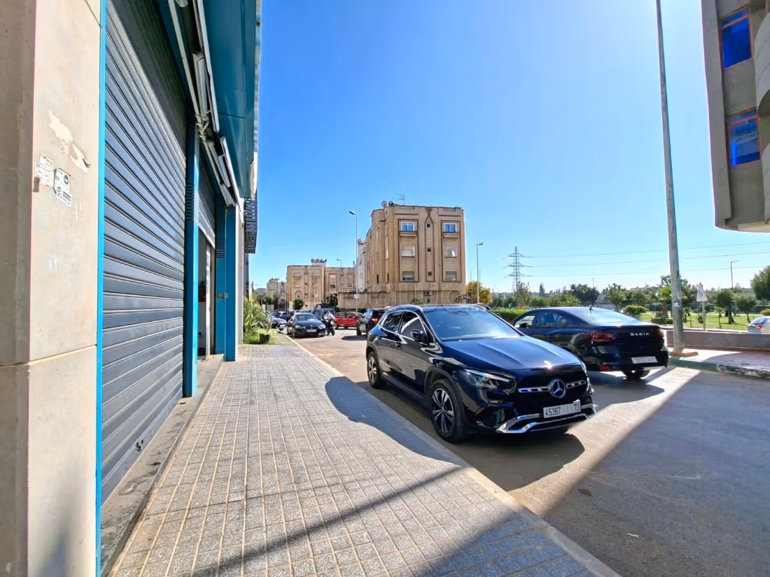 Mandarona – local comercial de 99 m² a la venta