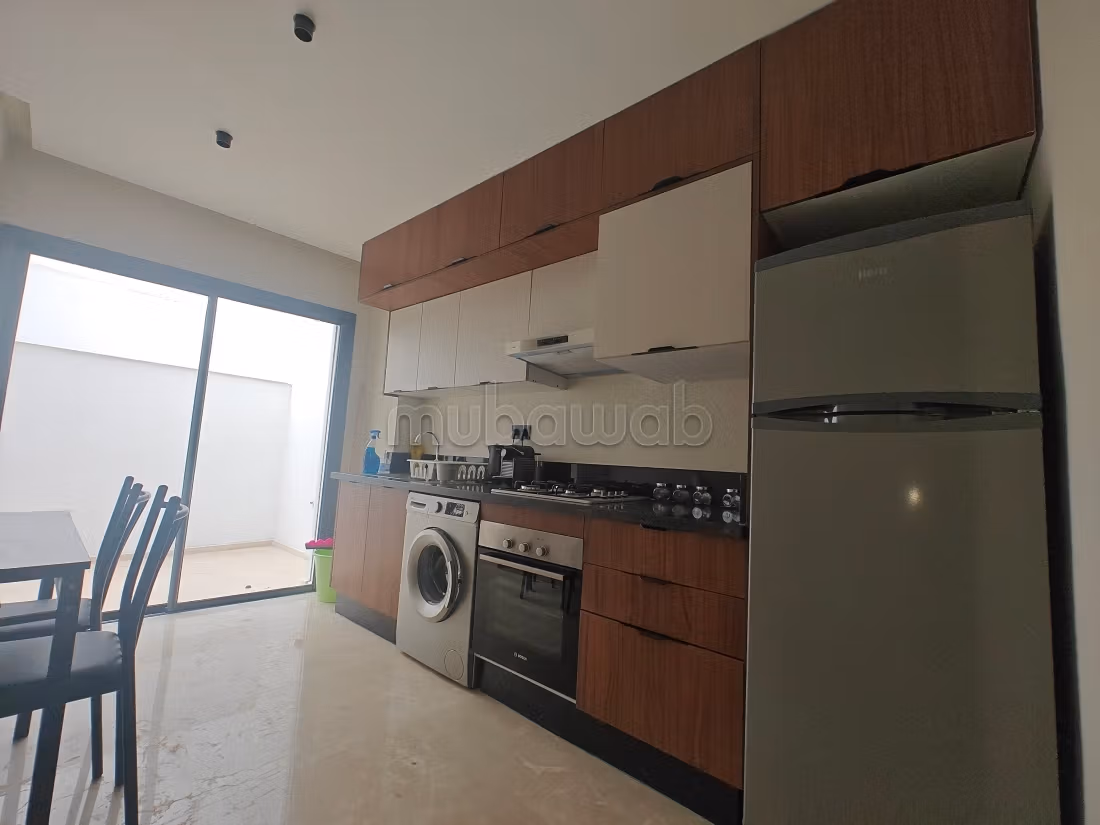 Superbe Duplex Meublé à France Ville 
abdelmoumen — 4