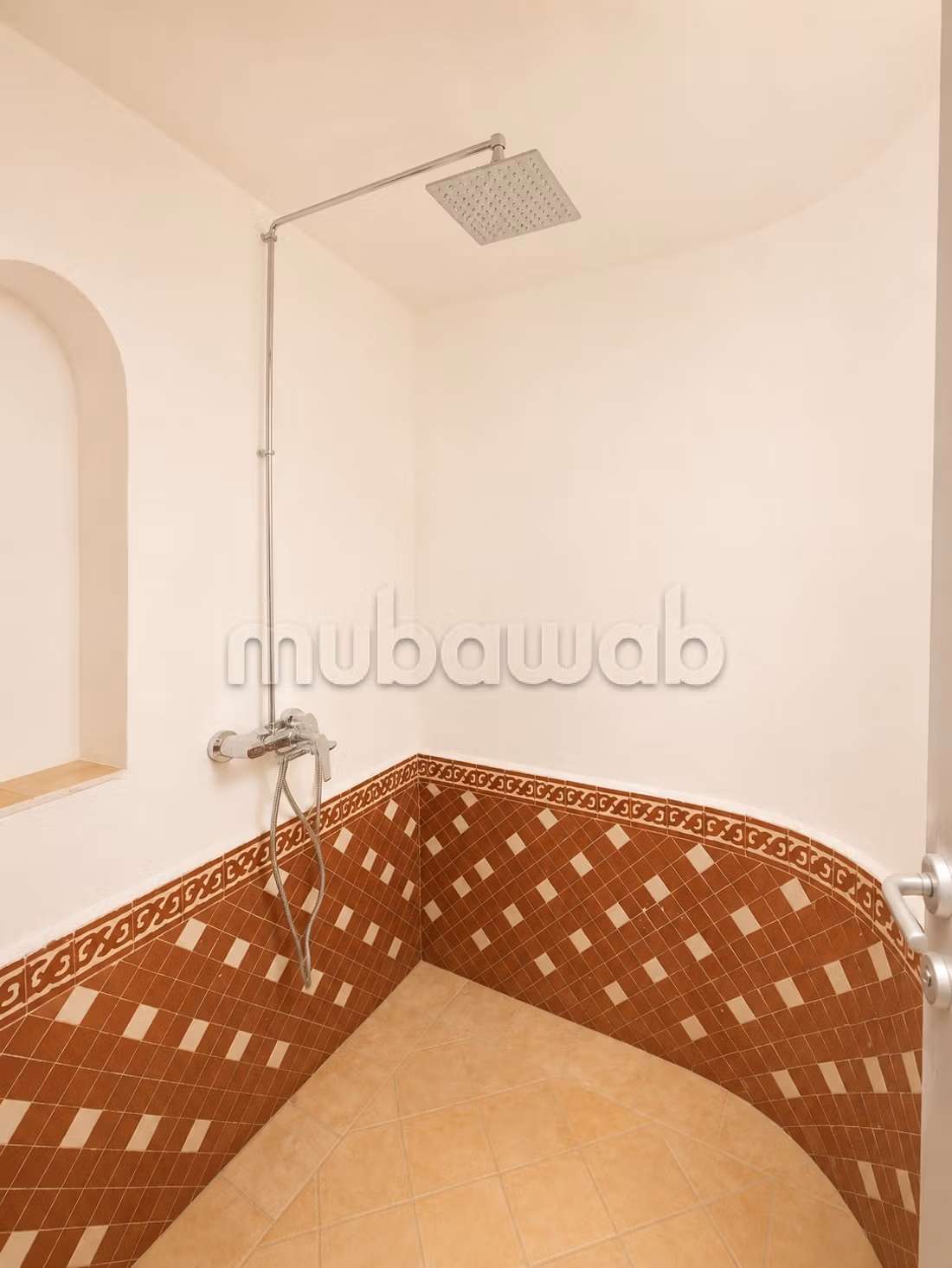 Appartement 15 m² à Camp Al Ghoul — 12