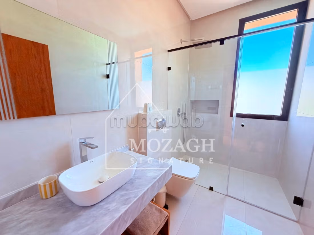 Charming modern villa with private pool