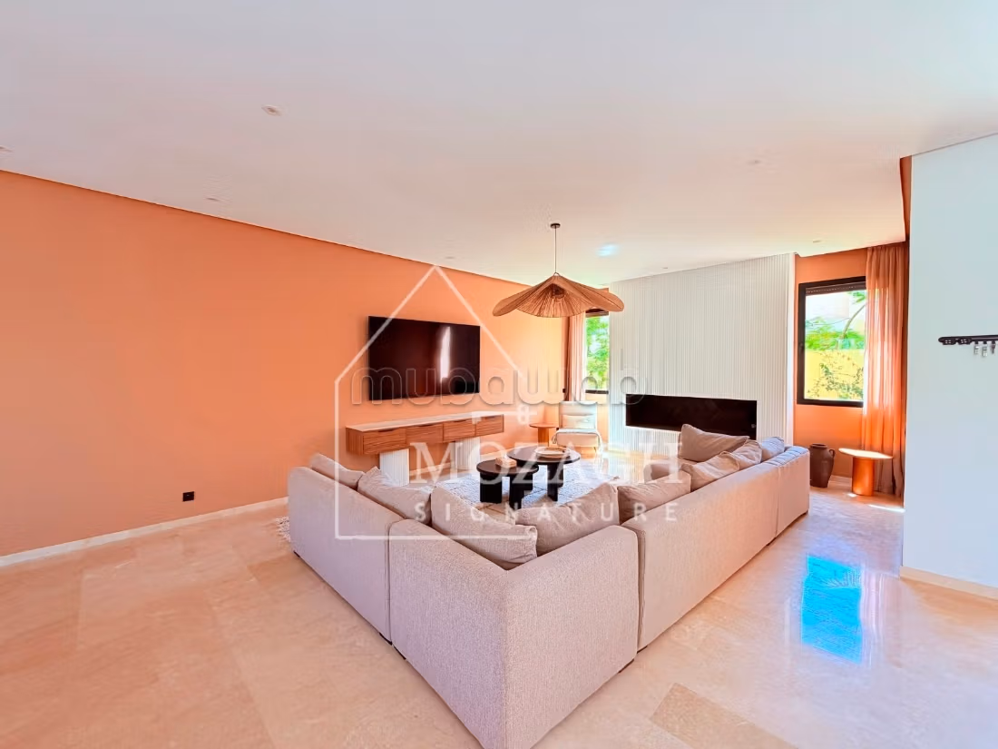 Charming modern villa with private pool