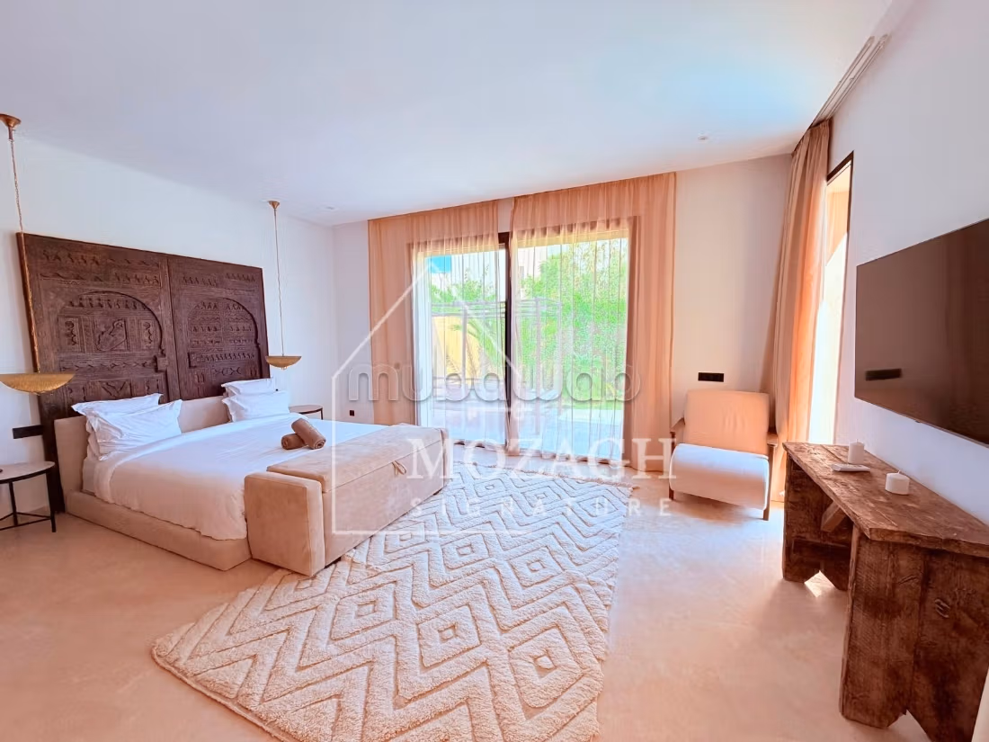 Charming modern villa with private pool