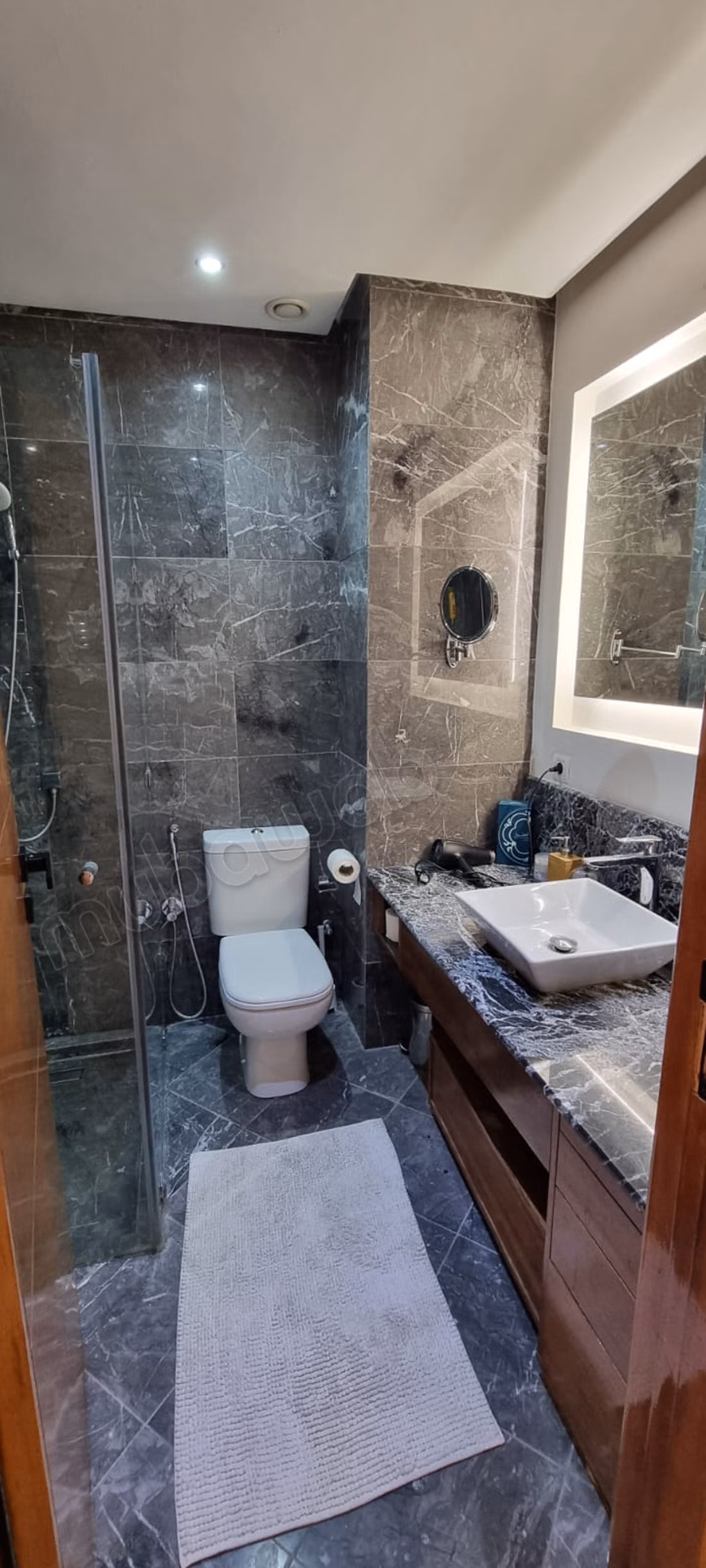 Appart meublé hivernage modern ch 214 M 3 CH 3 WC