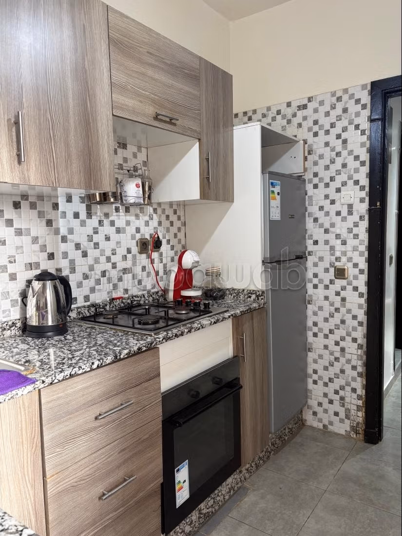 Appartamento in affitto a Hay Mabrouka. Superficie 62 m². Ben arredato