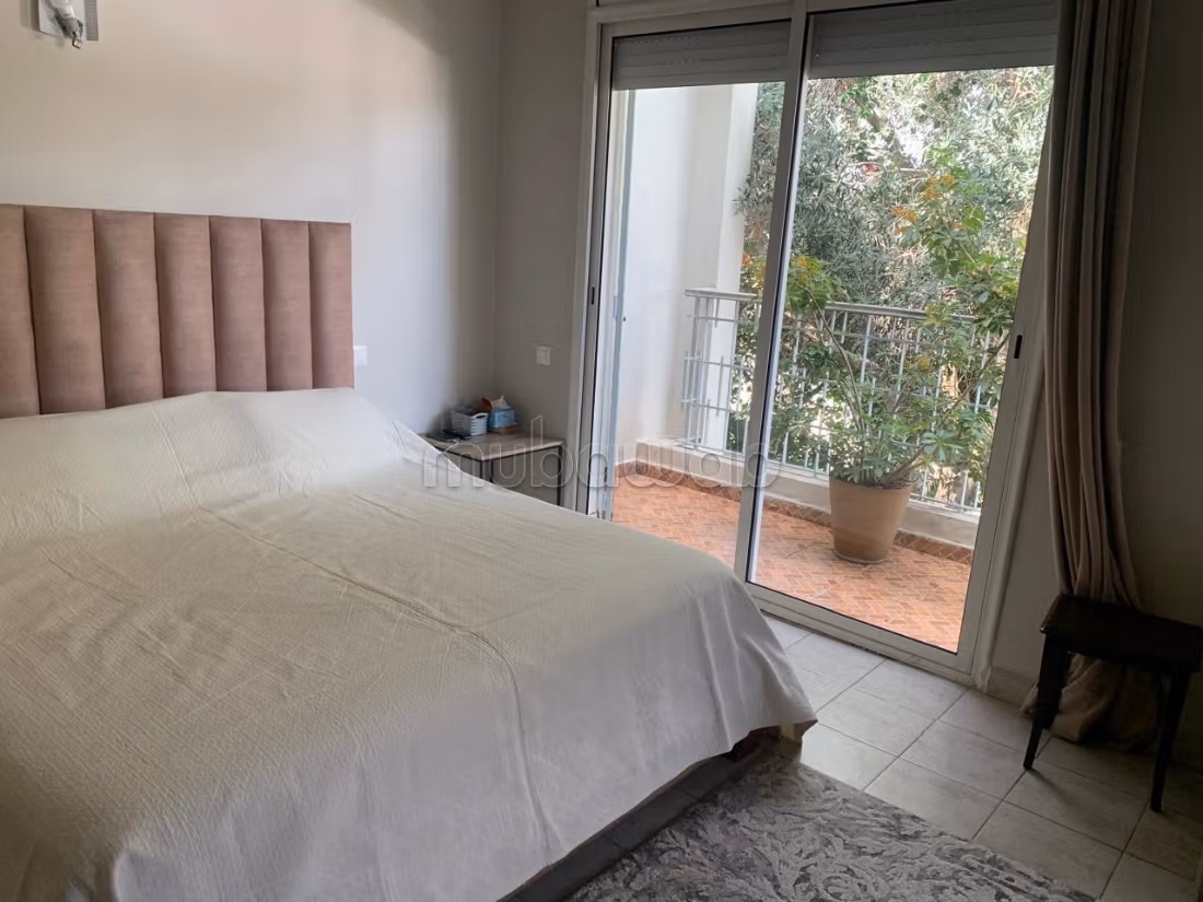 Villa de 465m² angle très bon positionnement