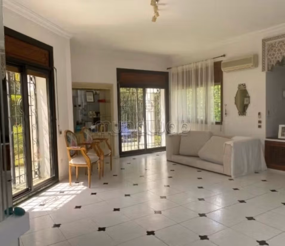 Superbe villa 900m a louer a Hay RIad