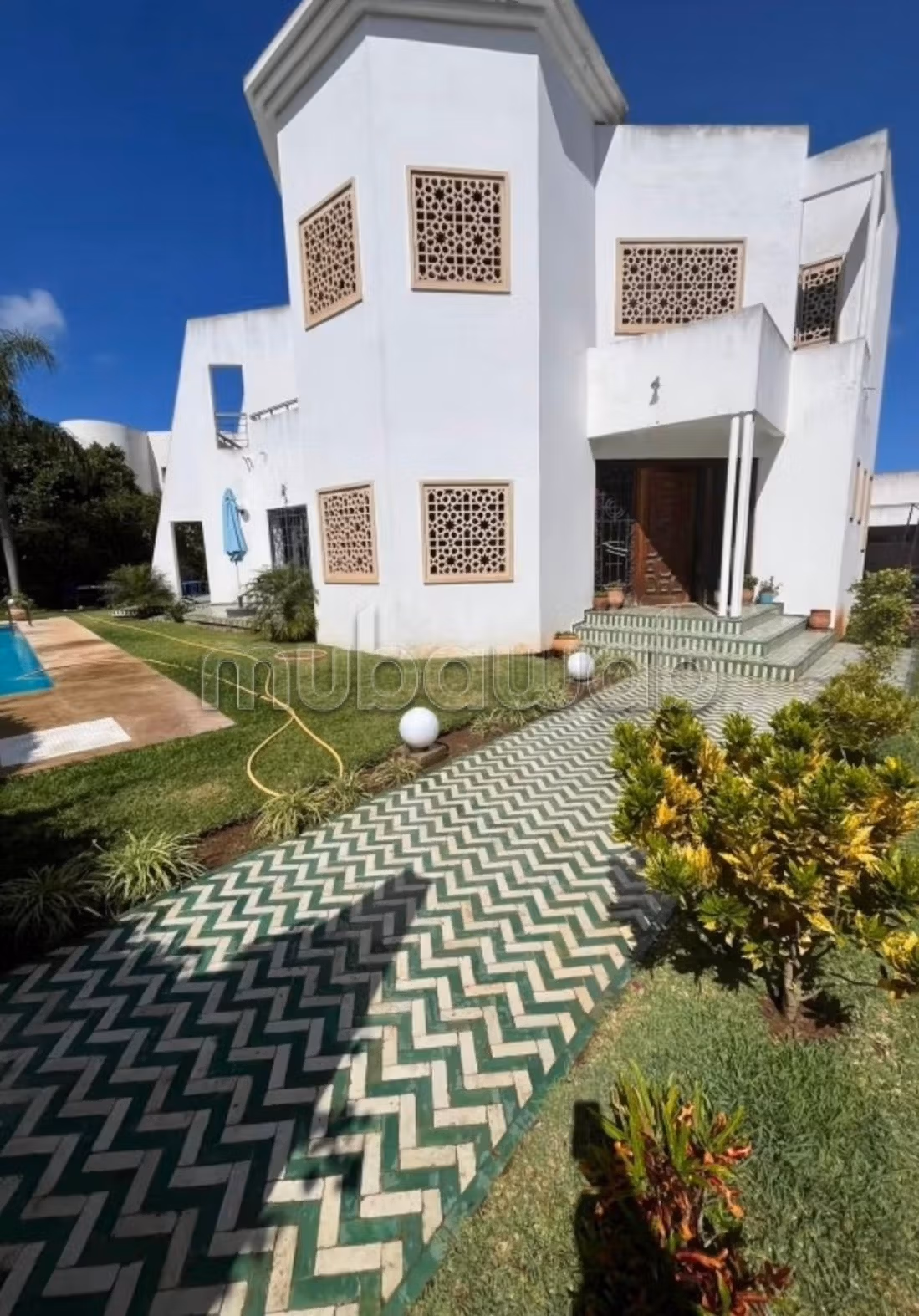 Superbe villa 900m a louer a Hay RIad