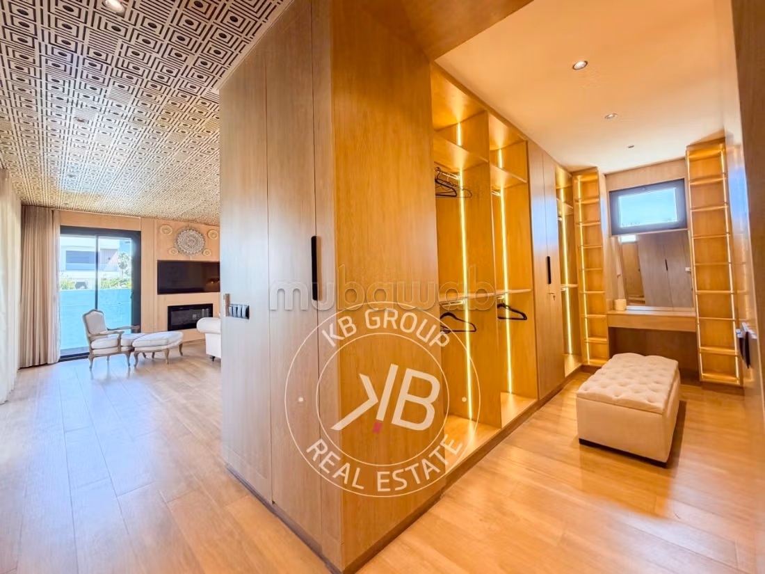 Splendide villa à vendre à Souissi. 
6 pièces