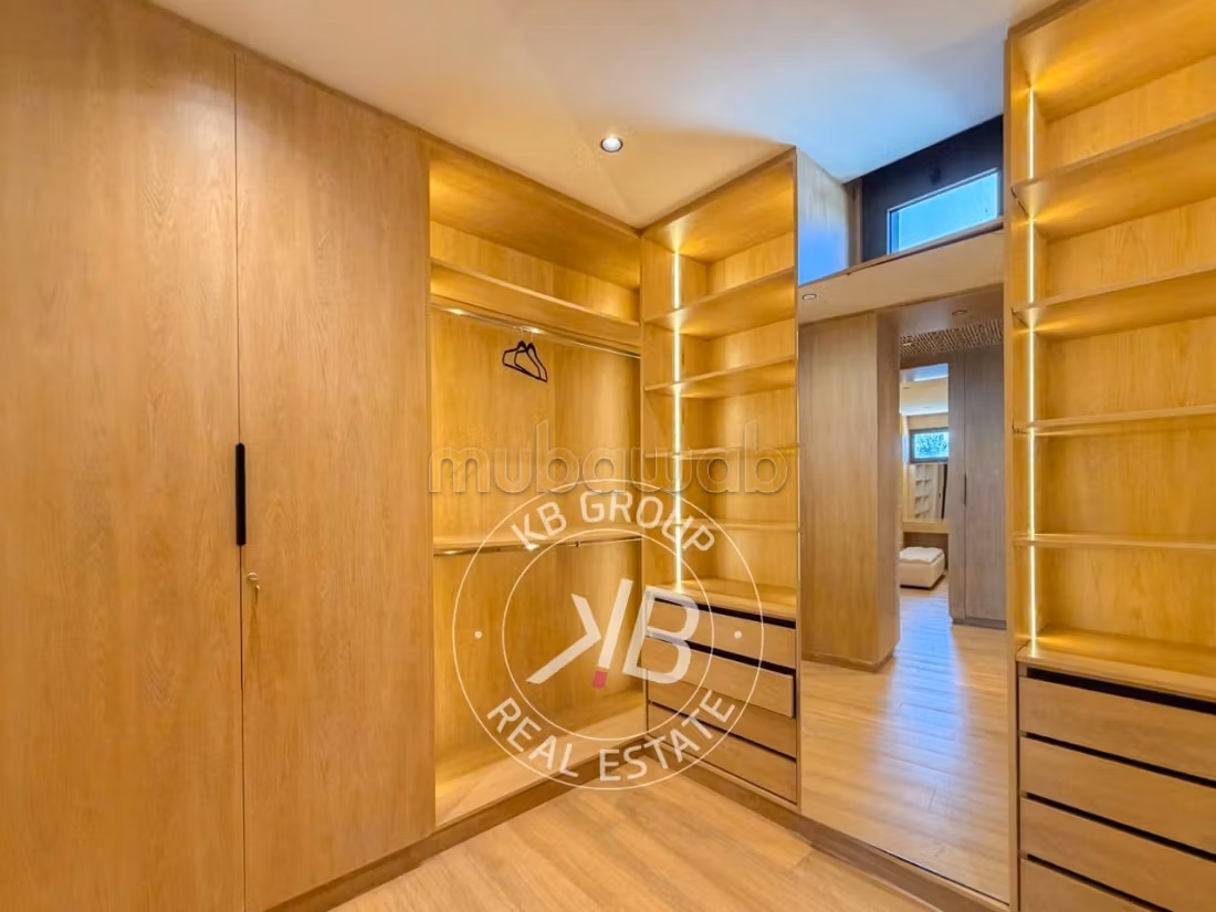 Splendide villa à vendre à Souissi. 
6 pièces