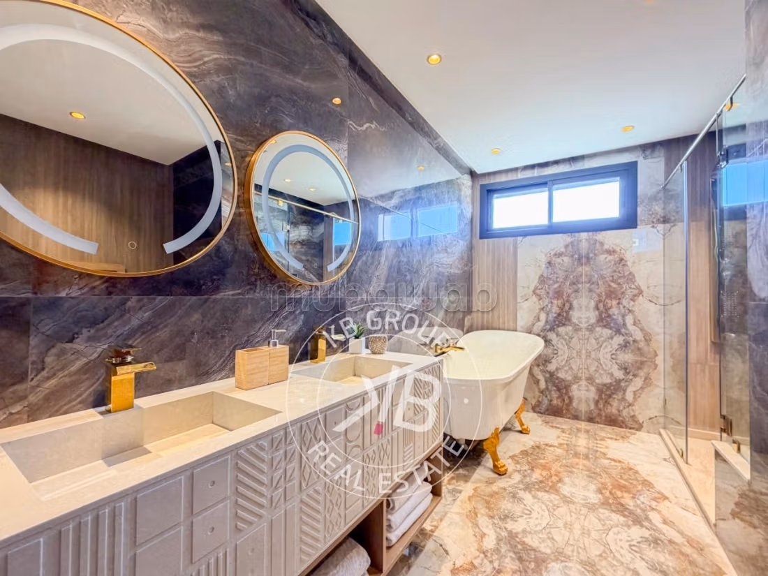 Splendide villa à vendre à Souissi. 
6 pièces