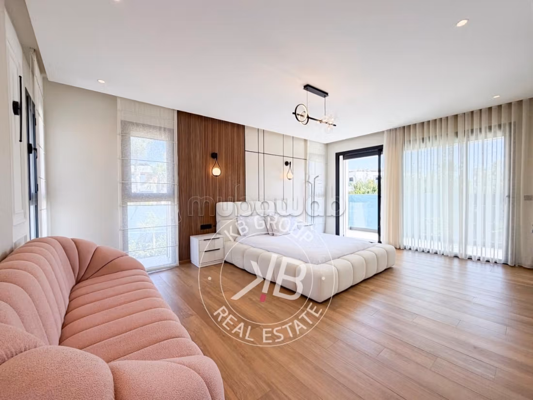 Splendide villa à vendre à Souissi. 
6 pièces